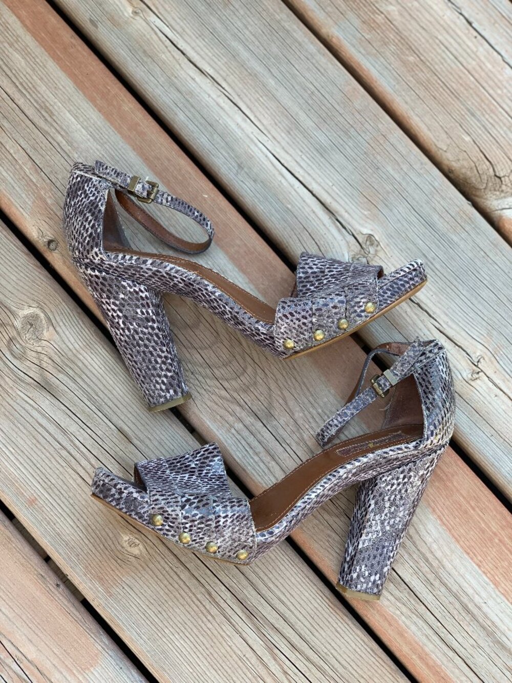 7 For All Mankind Platform Heel Sandals 10 Purple Snakeskin Suede Peep Toe Y2K